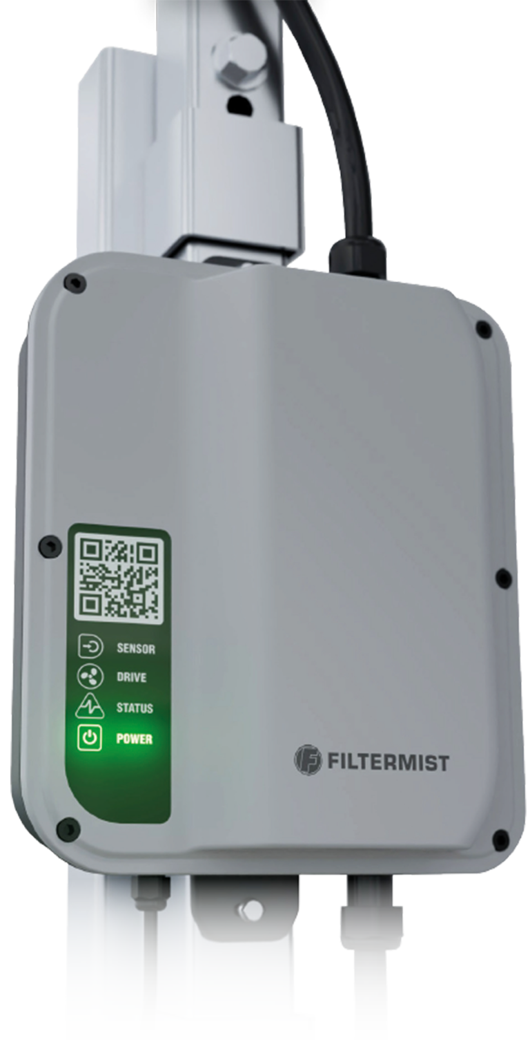 Two industrial air filtration units side by side: the left unit (F28/8) is marked with a red X, and the right unit (FX5002) is marked with a green check mark, indicating the preferred choice